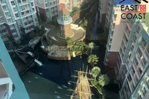 Condominio de 2 dormitorios en Jomtien Beach, Pattaya, Tailandia № 212643 - foto 2
