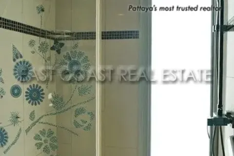 Condominio de 2 dormitorios en Pattaya, Tailandia № 212640 - foto 7