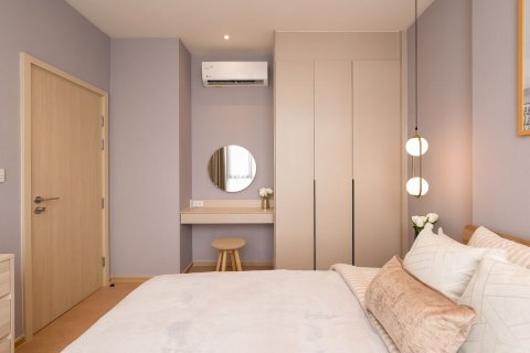 Студия в кондо в Ваттхане, Бангкок, Таиланд № 135638 - фото 1