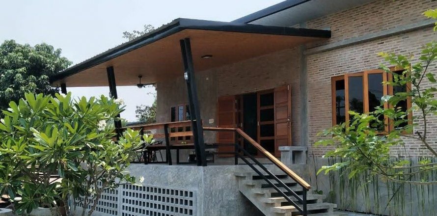 House in Chiang Mai, Thailand 4 bedrooms № 121878