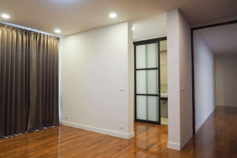 House in Chiang Mai, Thailand 4 bedrooms № 121879 - photo 11