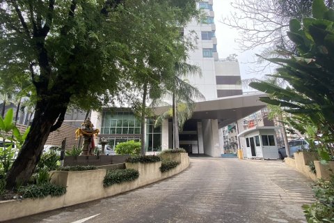 คอนโดมิเนียมในวัฒนา, กรุงเทพฯ, ประเทศไทย, 3 ห้องนอน № 200769 - รูปถ่าย 16