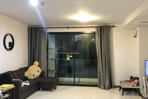 Condo à Watthana, Bangkok, Thaïlande, 2 chambres № 200764 - photo 6