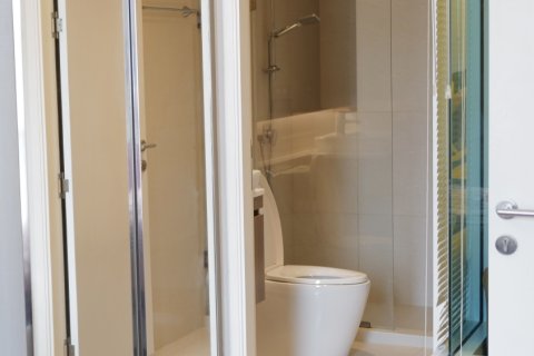 Студия в кондо в Клонг Тоэй, Бангкок, Таиланд № 164186 - фото 8