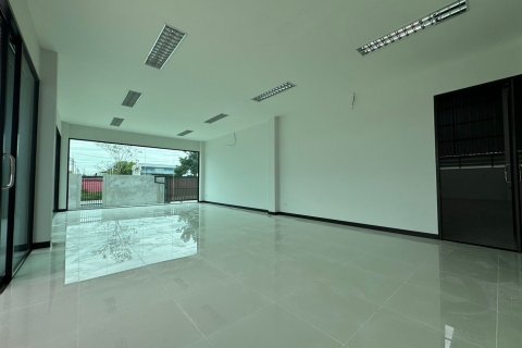 Entrepôt à Bang Len, Thaïlande № 164180 - photo 28