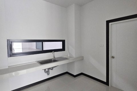 Entrepôt à Bang Len, Thaïlande № 164180 - photo 6