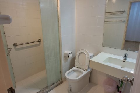 Студия в кондо в Кхлонг Сане, Бангкок, Таиланд № 147487 - фото 7