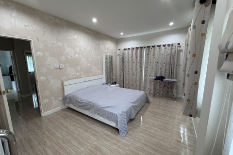 Maison à Lopburi, Thaïlande 3 chambres № 147486 - photo 11