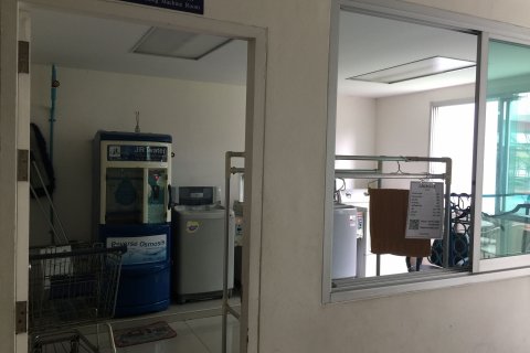 Condo à Khlong Toei, Bangkok, Thaïlande, 2 chambres  № 138062 - photo 5