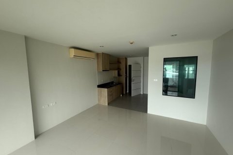 Studio in the Condo in Kathu, Thailand  № 138063 - photo 1