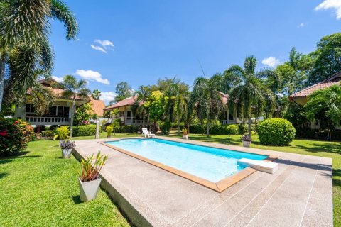 Duplex in Ko Samui, Thailand 18 bedrooms № 138059 - photo 27