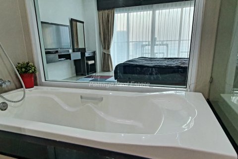 Condo in Bang Lamung, Thailand, 1 bedroom  № 113495 - photo 12