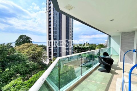 Condo in Pattaya, Thailand, 2 bedrooms № 198538 - photo 11