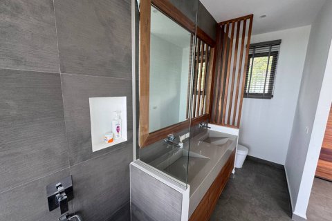 Villa in Ko Samui, Thailand 4 bedrooms № 179900 - photo 15