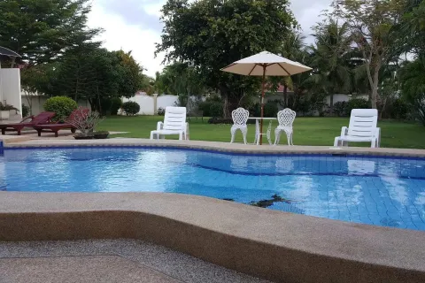 Вилла в Хуа Хине, Таиланд с 4 спальнями  № 171918 - фото 4