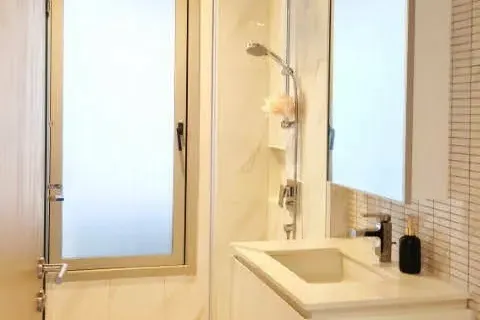 Condo à Watthana, Bangkok, Thaïlande, 2 chambres № 171914 - photo 4