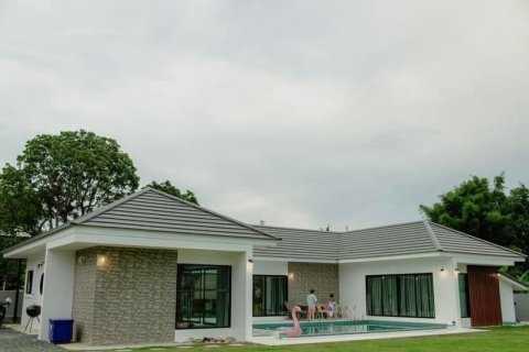Villa in Mae Rim, Thailand 3 bedrooms № 171916