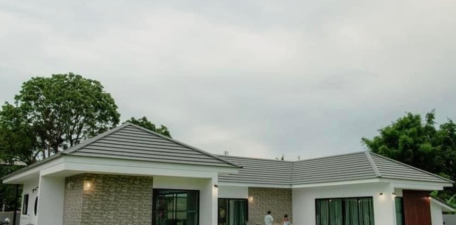 Villa in Mae Rim, Thailand 3 bedrooms № 171916