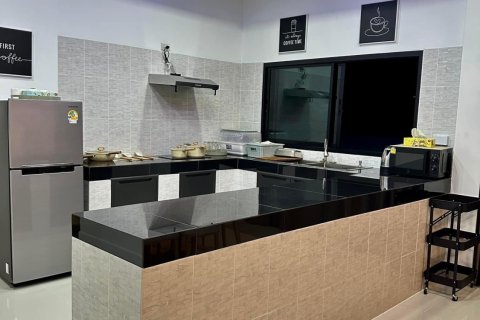 Villa in Mae Rim, Thailand 3 bedrooms № 171916 - photo 6