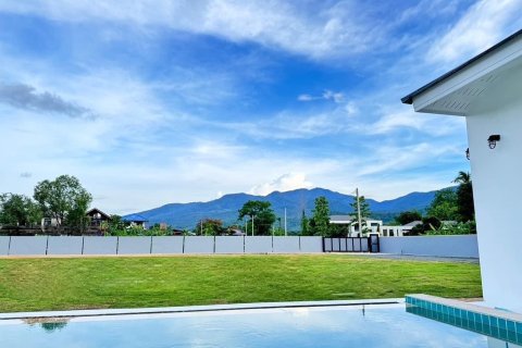 Villa in Mae Rim, Thailand 3 bedrooms № 171916 - photo 2