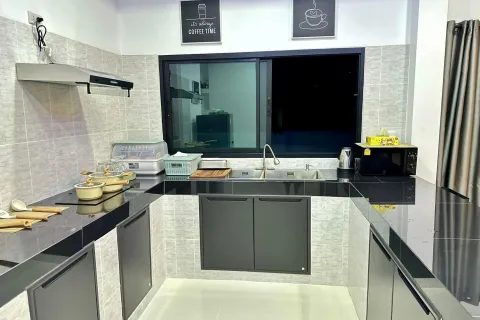 Villa in Mae Rim, Thailand 3 bedrooms № 171916 - photo 10