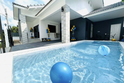 Villa à Pattaya, Thaïlande 4 chambres № 171917