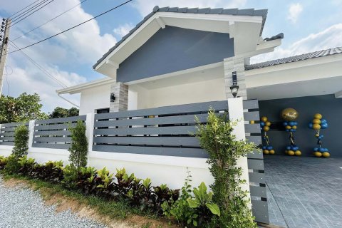 Villa à Pattaya, Thaïlande 4 chambres № 171917 - photo 2