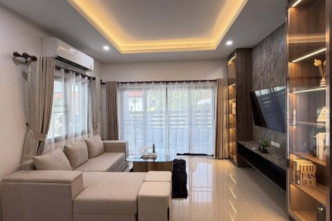 Villa à Pattaya, Thaïlande 4 chambres № 171917 - photo 3