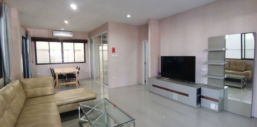 Таунхаус в Паттайе, Таиланд с 3 спальнями  № 171912