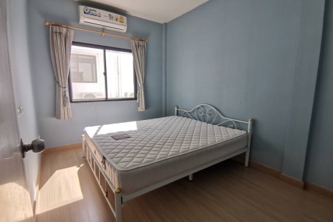 Таунхаус в Паттайе, Таиланд с 3 спальнями  № 171912 - фото 10