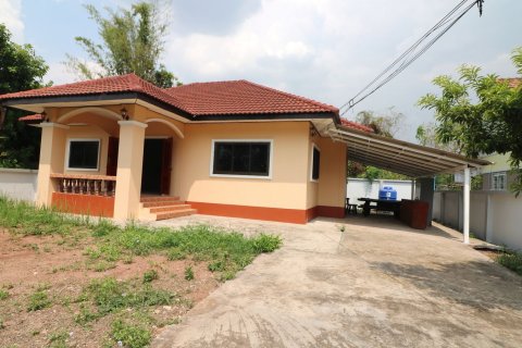 House in Udon Thani, Thailand 3 bedrooms № 164602 - photo 4