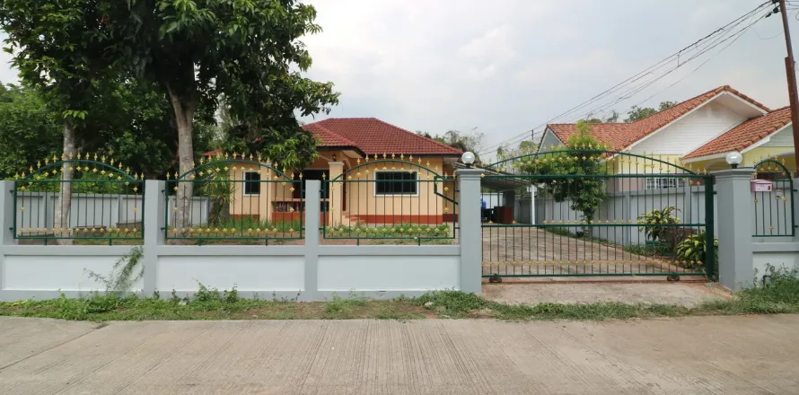 House in Udon Thani, Thailand 3 bedrooms № 164602