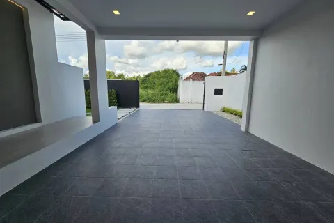 Дом в Паттайе, Таиланд с 3 спальнями № 153643 - фото 3