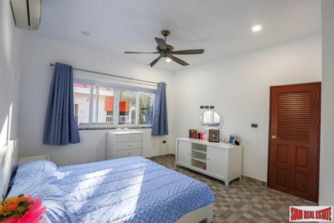 Bungalow in Pattaya, Thailand 7 bedrooms № 193971 - photo 3