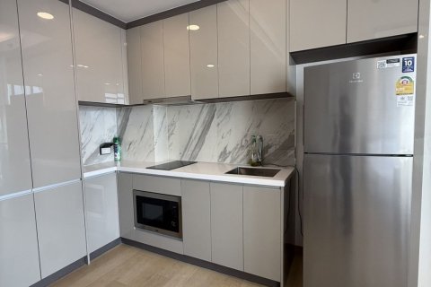 Studio in the Condo in Khlong Toei, Bangkok, Thailand  № 153035 - photo 7