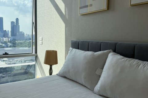 Studio in the Condo in Khlong Toei, Bangkok, Thailand  № 153035 - photo 1