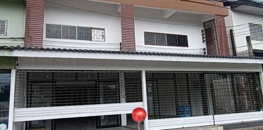 Commercial property in Hang Dong, Thailand № 153036