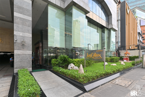 Condo in Bangkok, Thailand, 2 bedrooms № 187446 - photo 8
