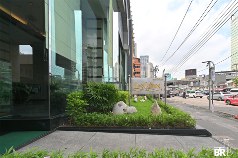 Condo in Bangkok, Thailand, 2 bedrooms № 187446 - photo 9