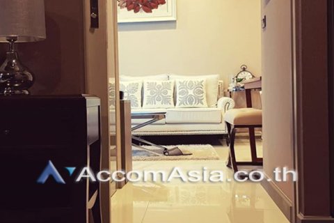 Eigentumswohnung in Bang Rak, Bangkok, Thailand, 1 Schlafzimmer  № 218190 - Foto 2