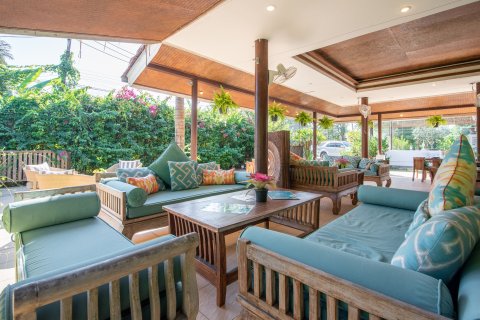 Commercial property in Ko Samui, Thailand № 164167 - photo 16