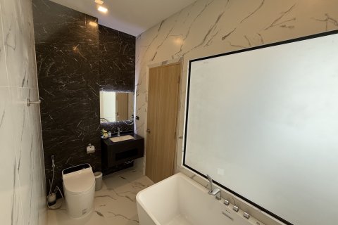 Villa in Pattaya, Thailand 3 bedrooms № 164171 - photo 2