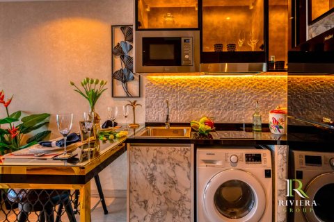 Condo in Pattaya, Thailand, 1 bedroom  № 166879 - photo 2