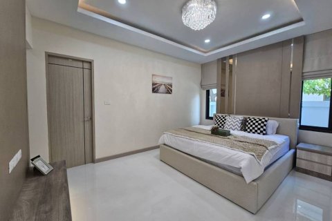 Villa in Pattaya, Thailand 4 bedrooms № 146768 - photo 10
