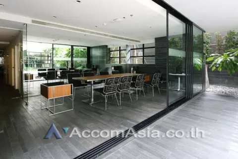 Condo in Watthana, Bangkok, Thailand, 2 bedrooms  № 214567 - photo 22