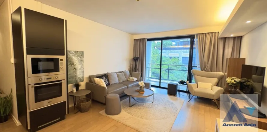 Condo in Watthana, Bangkok, Thailand, 2 bedrooms  № 214567