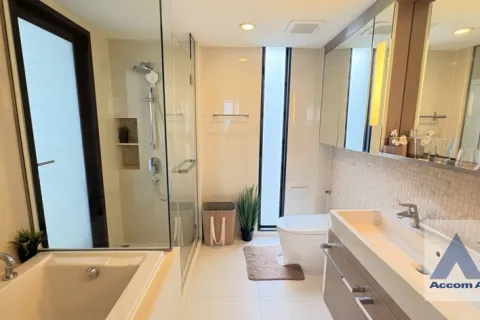 Condo in Watthana, Bangkok, Thailand, 2 bedrooms  № 214567 - photo 14
