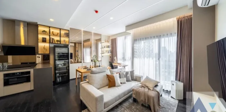 Condo in Watthana, Bangkok, Thailand, 2 bedrooms  № 214568