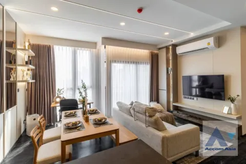 Condo in Watthana, Bangkok, Thailand, 2 bedrooms  № 214568 - photo 2
