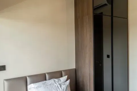 Condo in Watthana, Bangkok, Thailand, 2 bedrooms  № 214568 - photo 11